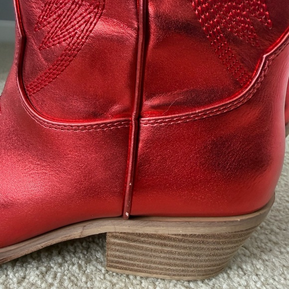 ShuShop Metallic Red Western-Style Women's Boots - Picture 6 of 11